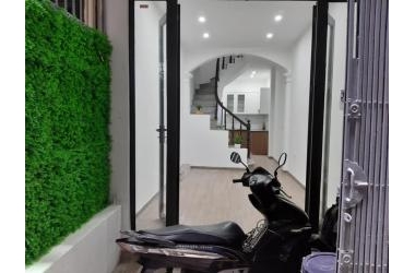 Nhỉnh 2 tỷ có nhà Tôn Đức Thắng , Đống Đa 30m2 4t.